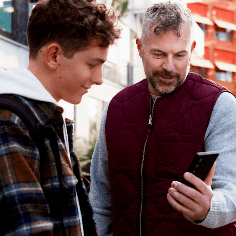 Call Me baggrunds billede